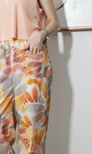 Pantalón ancho estampado colores tierras - Imagen 3